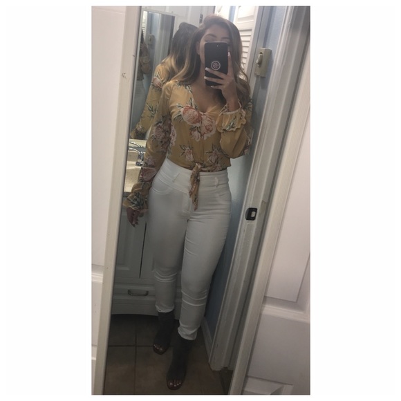 Top - Picture 2 of 2